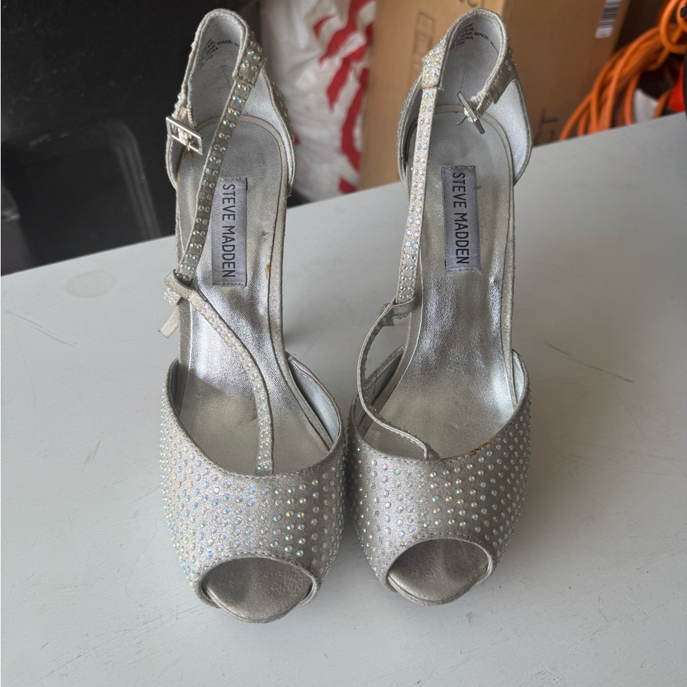 Steve Madden Silver Stiletto Slingback Heels